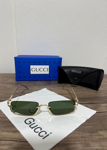  Beden Gucci Parlak Altın Kadın Güneş Gözlüğü
