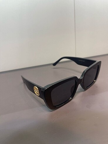 Tory Burch güneş gözlüğü