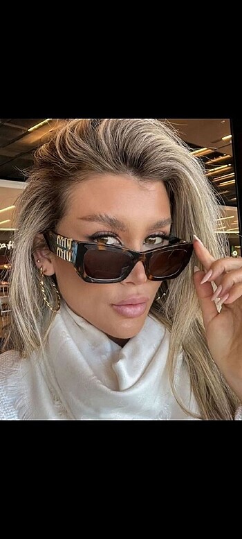 Beden Miu miu güneş gözlüğü