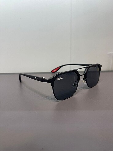 Rayban güneş gözlüğü