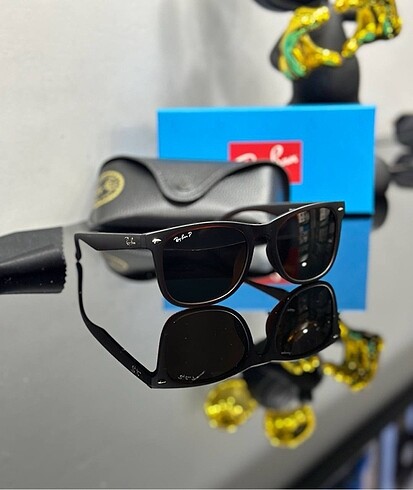 Rayban güneş gözlüğü