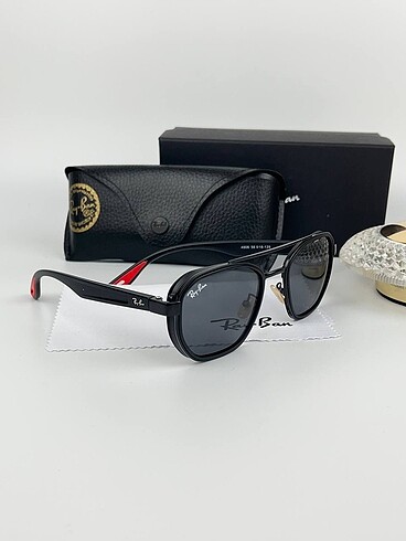 Rayban güneş gözlüğü