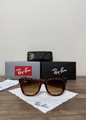 Kahverengi Kadın Ray-Ban Gözlük