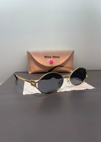Beden Miu Miu Vintage Altın Oval Güneş Gözlüğü