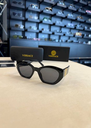 Versace Siyah Modern Klasik Kadın Güneş Gözlüğü