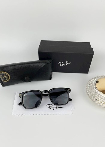Ray-Ban Siyah kadın Güneş Gözlüğü