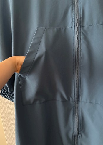 Kadın Mavi Kapüşonlu Uzun Fermuarlı - Görsel 4