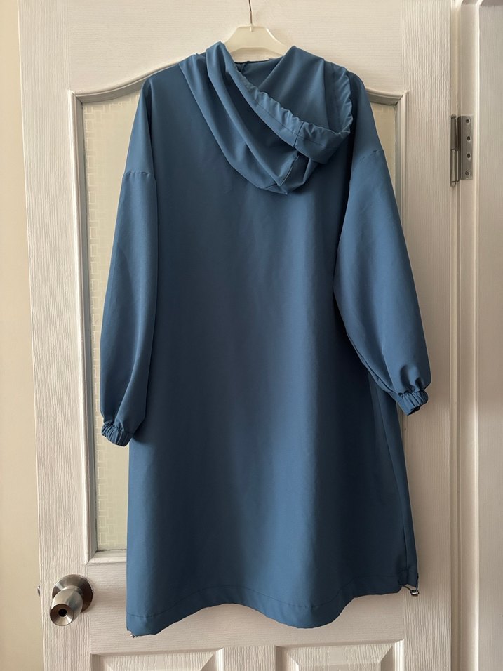 Kadın Mavi Kapüşonlu Uzun Fermuarlı - Görsel 5