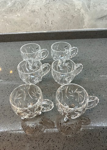 Kristal Görünümlü 3 ayaklı Cam Kupa - Görsel 2