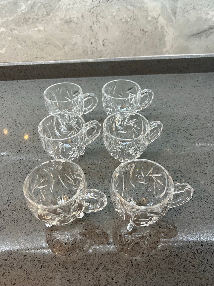 Kristal Görünümlü 3 ayaklı Cam Kupa - Görsel 2