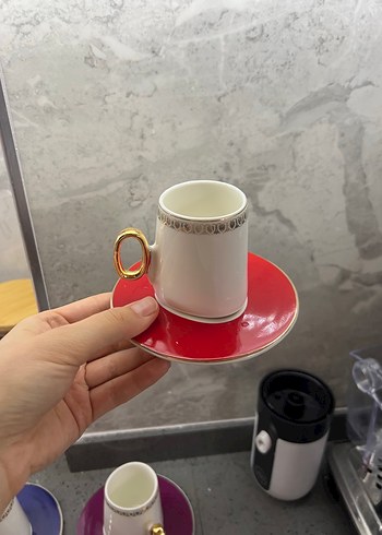 Altın Saplı Renkli Fincan ve Tabak Seti - Görsel 4