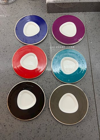 Altın Saplı Renkli Fincan ve Tabak Seti - Görsel 2