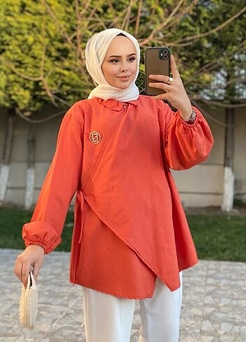 ETİKETLİ POPLİN GÖMLEK