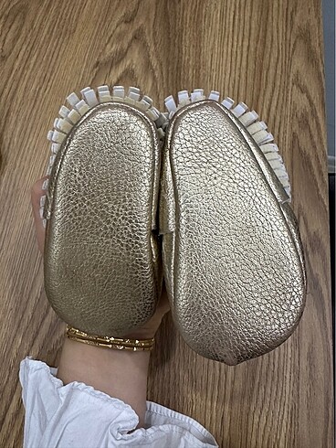 19 Beden Gold bebek ayakkabısı