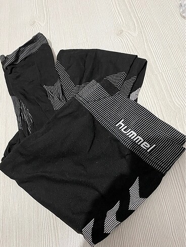 Tayt Hummel Spor