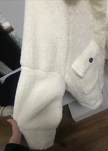 Beyaz Peluş Kadın Ceket - Görsel 3