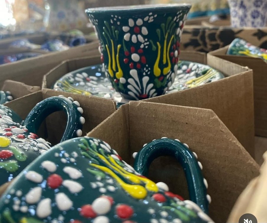 Siyah Papatya Desenli Fincan ve Tabak - Görsel 5