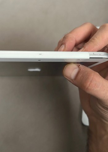 Beyaz Apple Tablet - Görsel 2