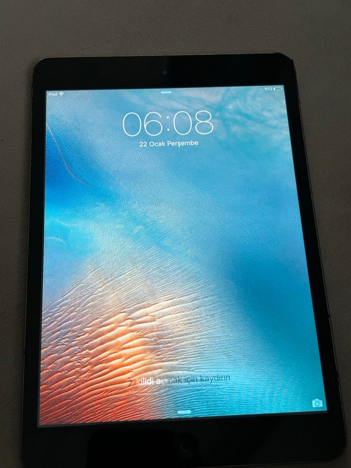 Gri Apple Tablet - Görsel 3