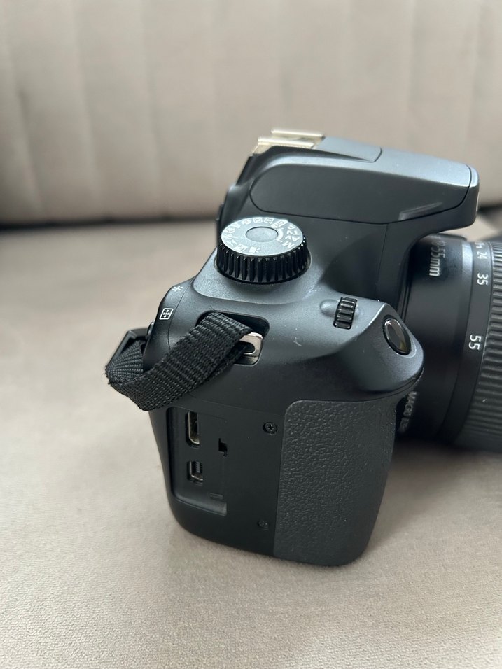 Canon EOS 4000D Dijital Fotoğraf Makinesi - Görsel 2