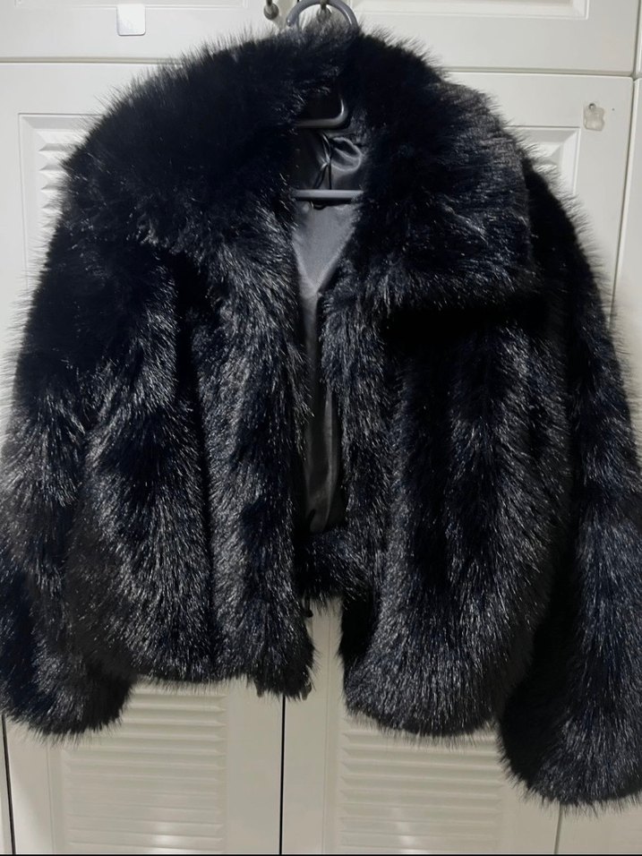 Zara Siyah Kısa Suni Kürk - Görsel 5