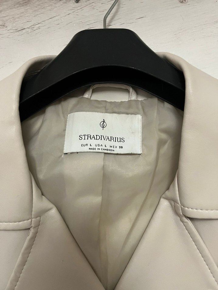 Bej Kemerli Kısa Deri Ceket - Görsel 3