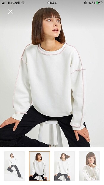 Sweatshirt