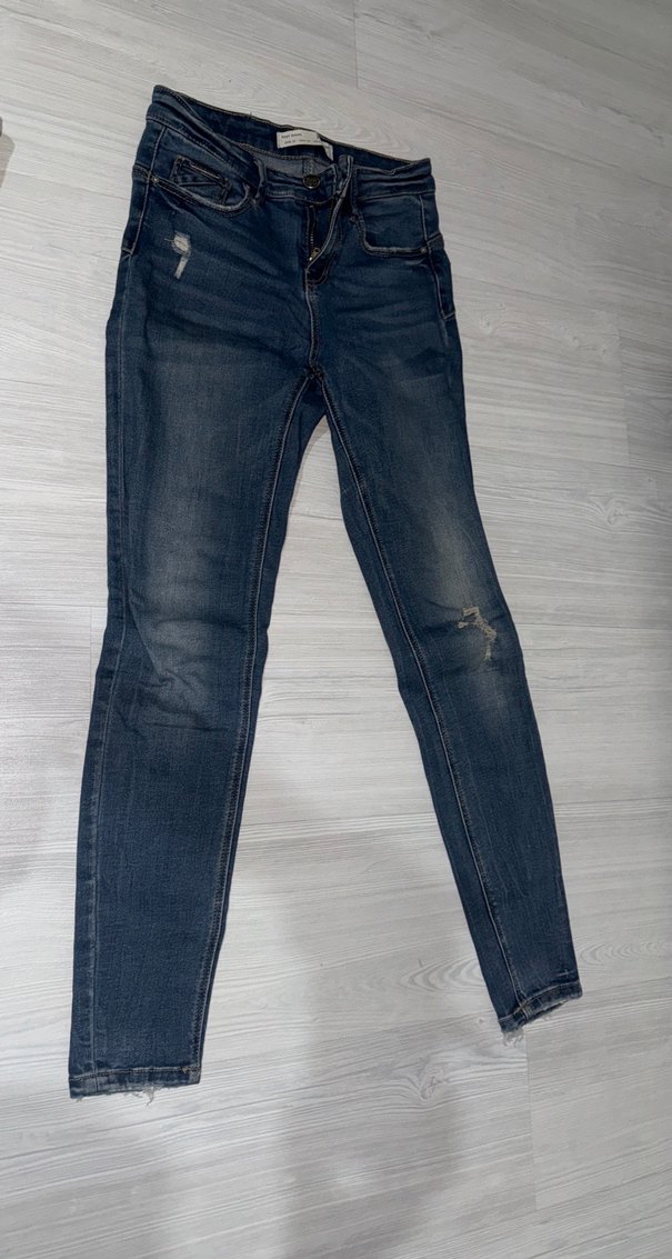 Lacivert yırtık Jean - Görsel 4