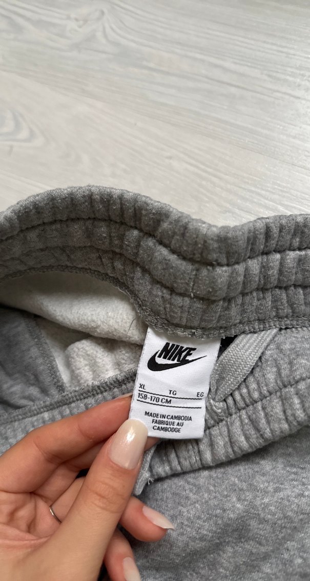Nike Gri Rahat Kesim Kadın Eşofman Altı - Görsel 3