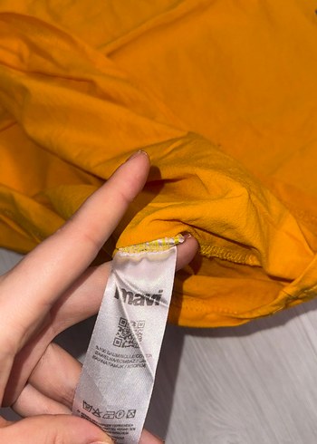 Sarı Mavi Baskılı Tişört - Görsel 4