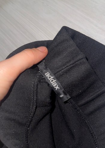 Siyah Kadın Parçalı İspanyol Paça Pantolon - Görsel 3