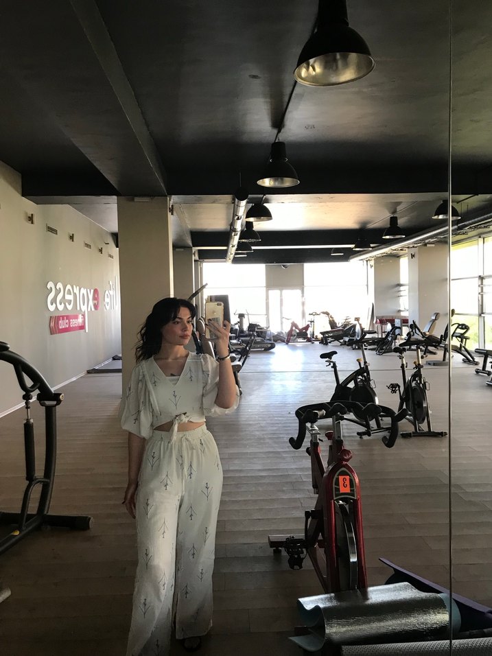 Beyaz Keten Bağlamalı Mini Bluz - Görsel 2