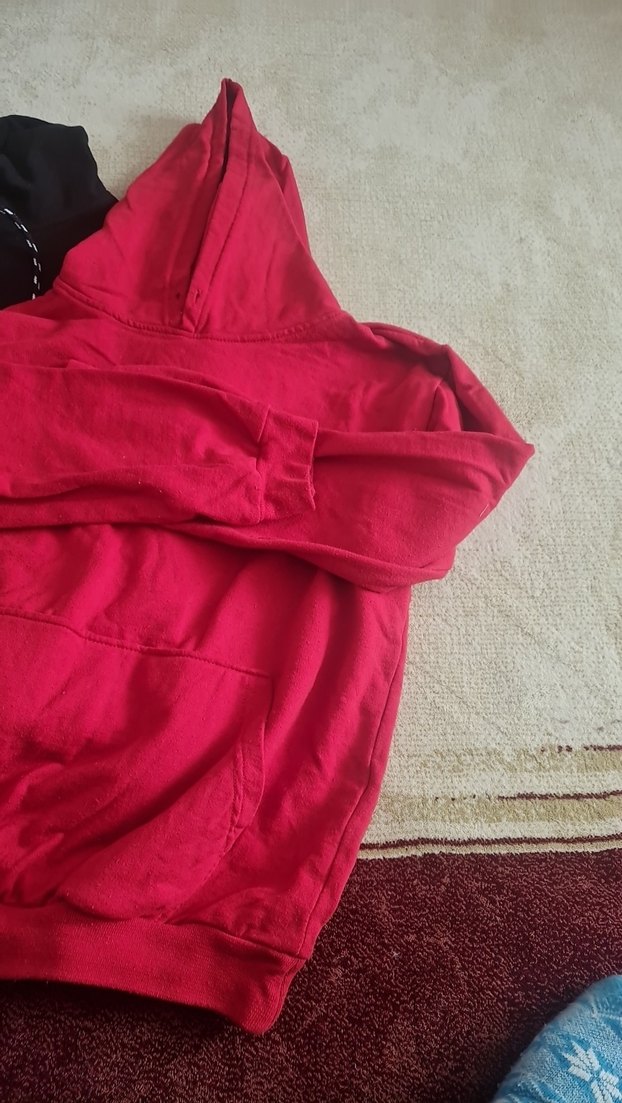 Kırmızı Kapüşonlu Kadın Sweatshirt - Görsel 3