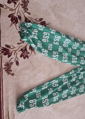 Yeşil Desenli Bol Kesim Kadın Pantolon - Görsel 3