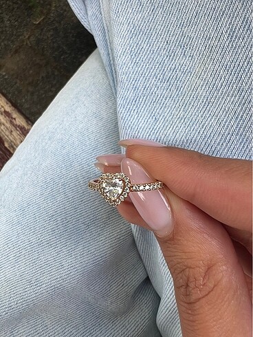 Pandora Pandora Rose Gold Tasli Kalp Yuzuk