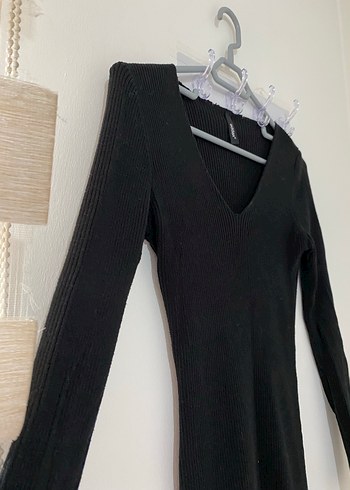 Siyah V Yaka Uzun Kollu Triko Elbise - Görsel 2