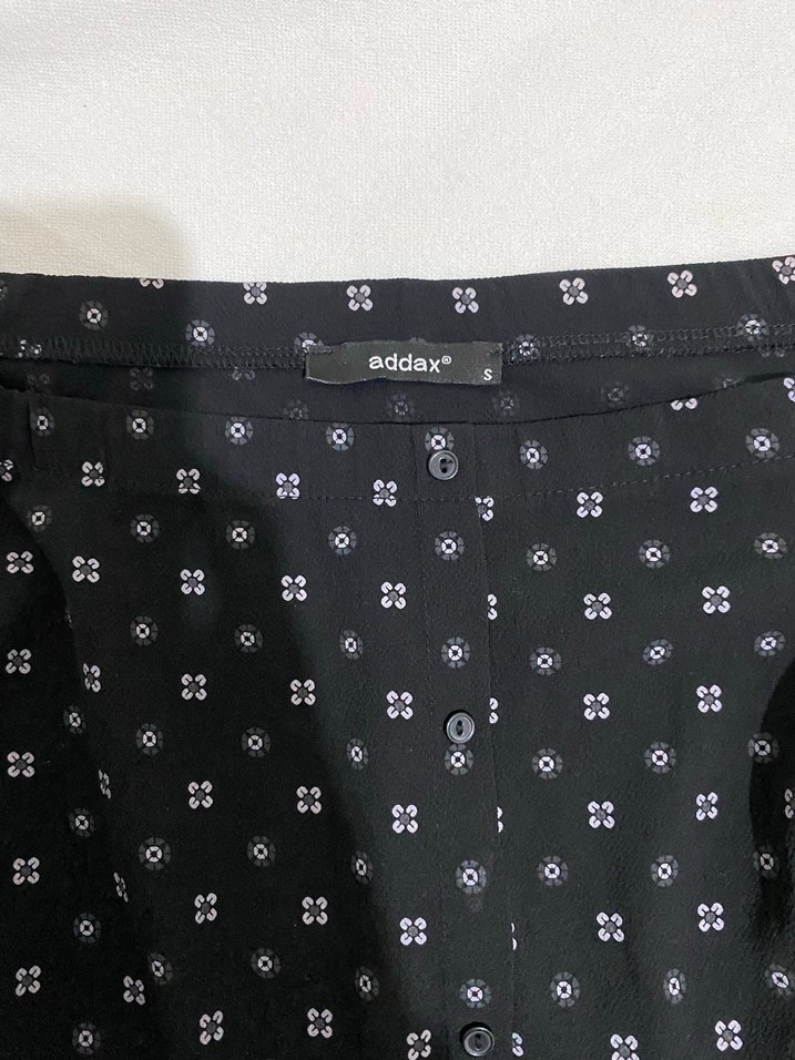 Düğmeli Siyah Mini Bluz - Görsel 4