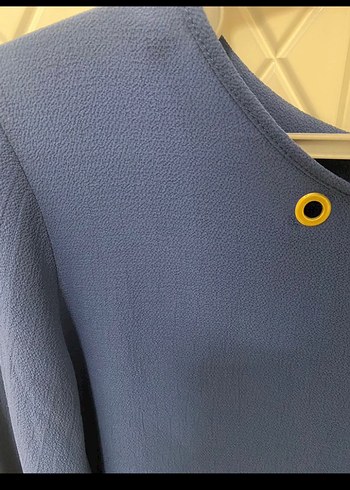 Mavi Uzun Kollu Düğmeli Bluz - Görsel 2