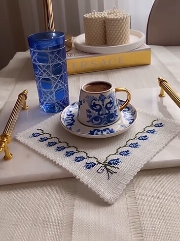 Kahve yanı peçetesi