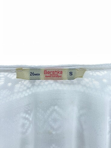 s Beden çeşitli Renk Bershka Kısa Elbise %70 İndirimli.