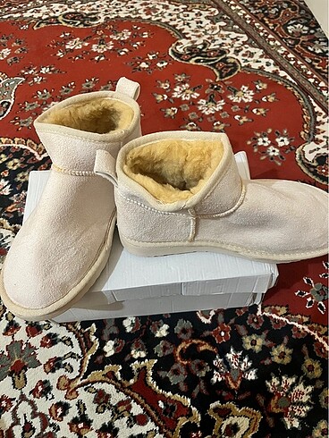 39 Beden Süet İçi Tüylü İnce Taban Ugg Bot