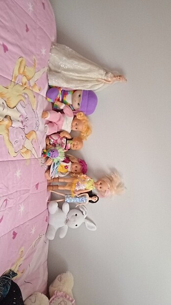 Beden Oyuncak bebek ve Barbie