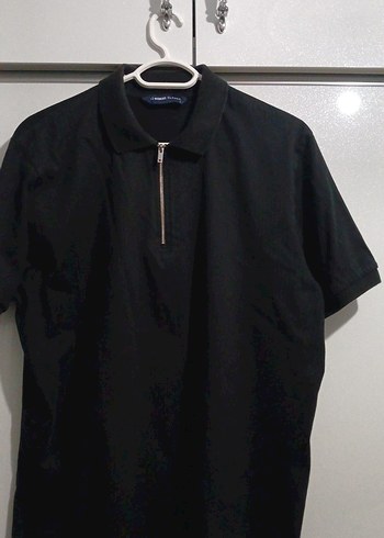 LC Waikiki Siyah Polo Yaka Kisa Kollu Tisort
