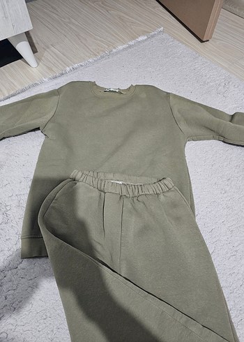 yeşil Rahat Kesim Kız Eşofman Takımı - Görsel 2