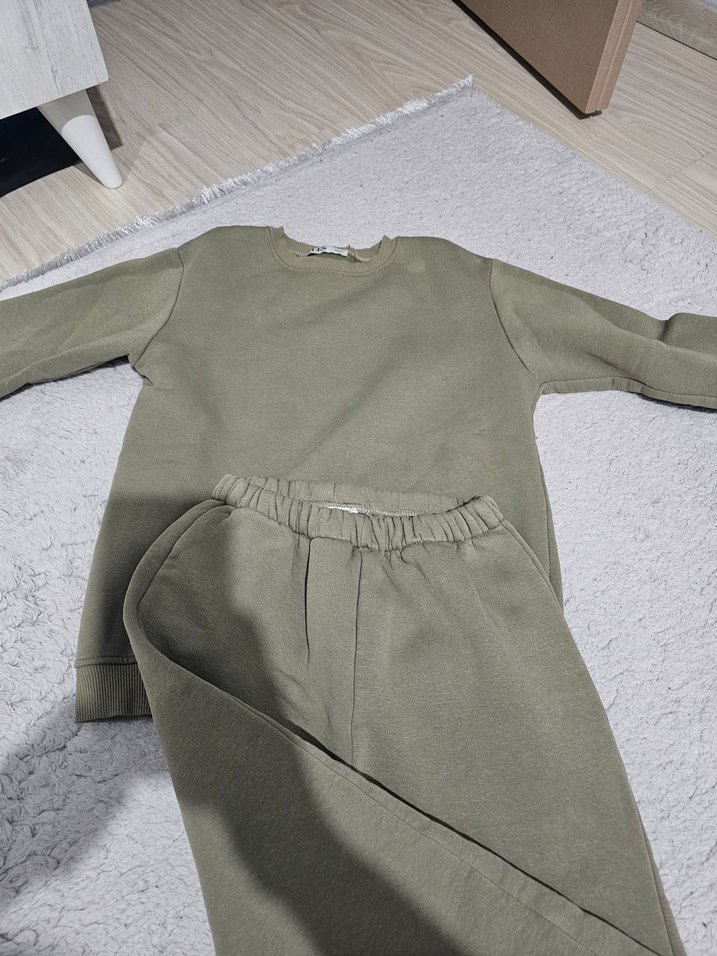 yeşil Rahat Kesim Kız Eşofman Takımı - Görsel 2