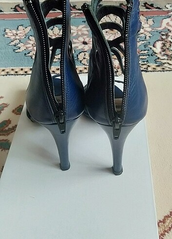 37 Beden lacivert Renk DIVARESE 37 numara topuk boyu 10 cm 