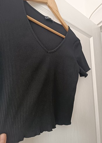 Defacto Siyah V Yaka Kısa Kollu Crop