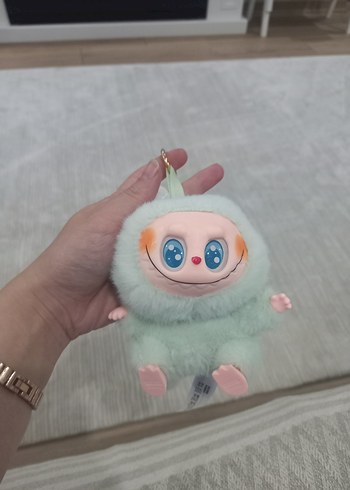Labubu have a seat
