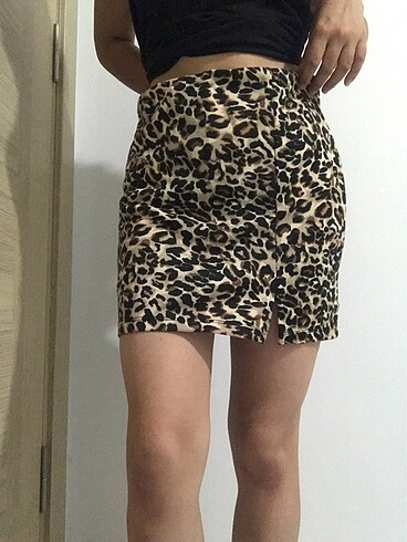Leopar desenli etek