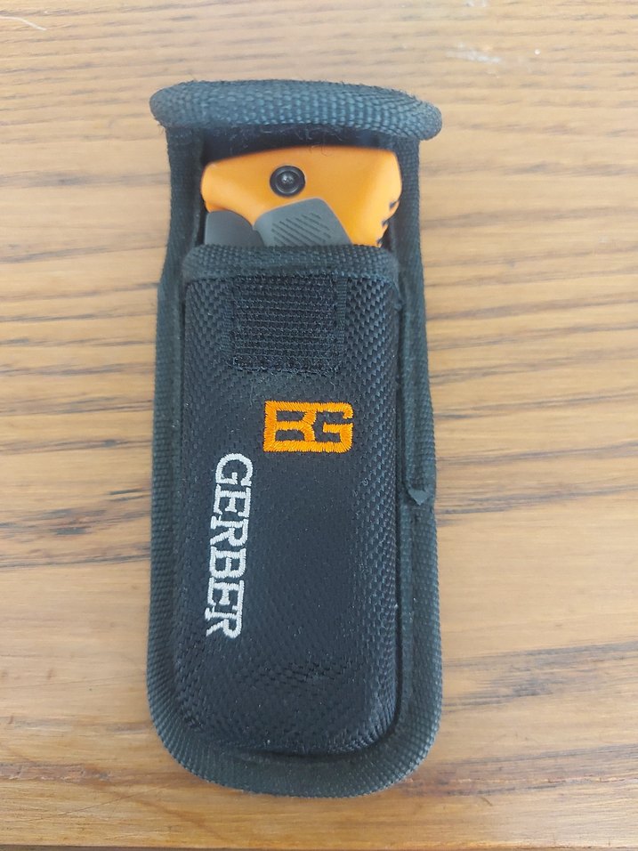 Gerber BG Katlanır Bıçak ve Kılıfı - Görsel 3